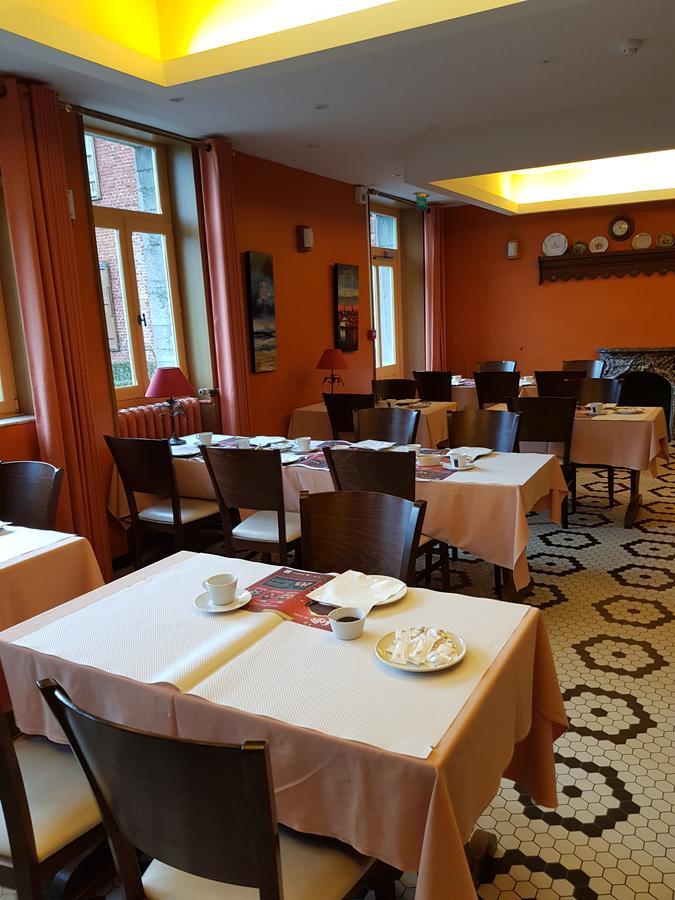 Logis - Chateau De La Motte - Hotel & Restaurant Liessies المظهر الخارجي الصورة